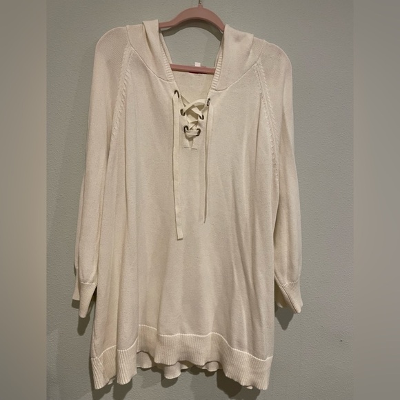 Cream Molly& Isadora hoodie sweater with front tie. Size 2X - Picture 1 of 7